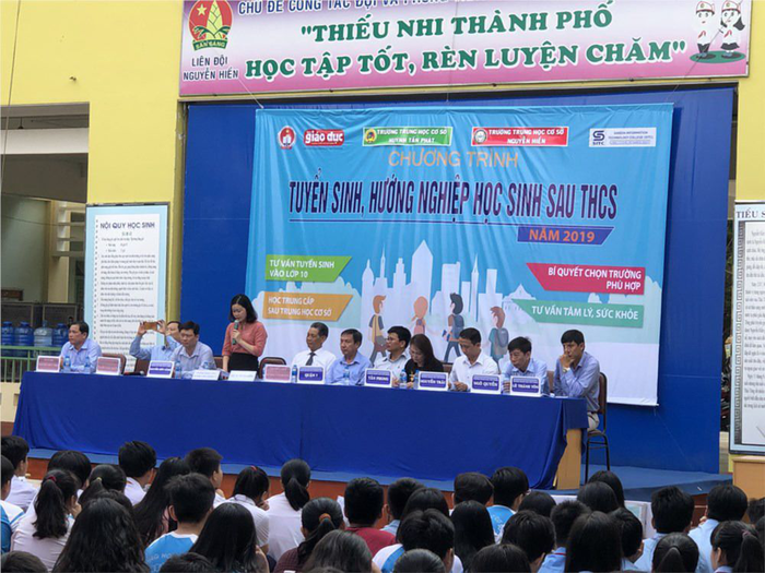 truong vua hoc van hoa vua hoc nghe tai tphcm